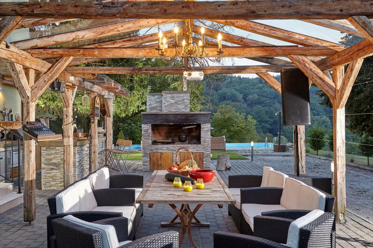 Karavla Private Villa Sentilj ภายนอก รูปภาพ